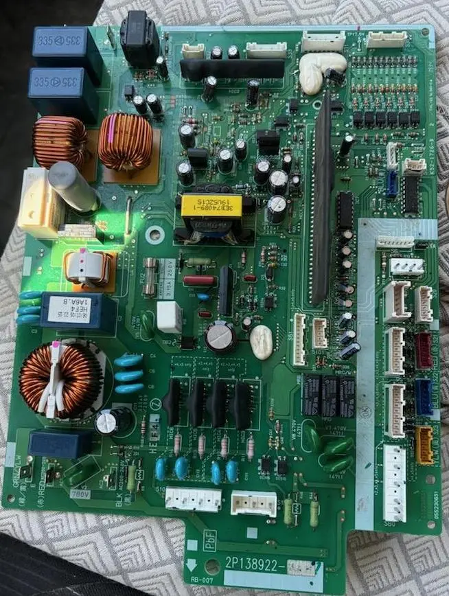 Réparation carte Daikin 4MXS68