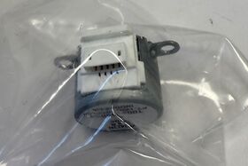 moteur toshiba volet de balayage MP24Z3N